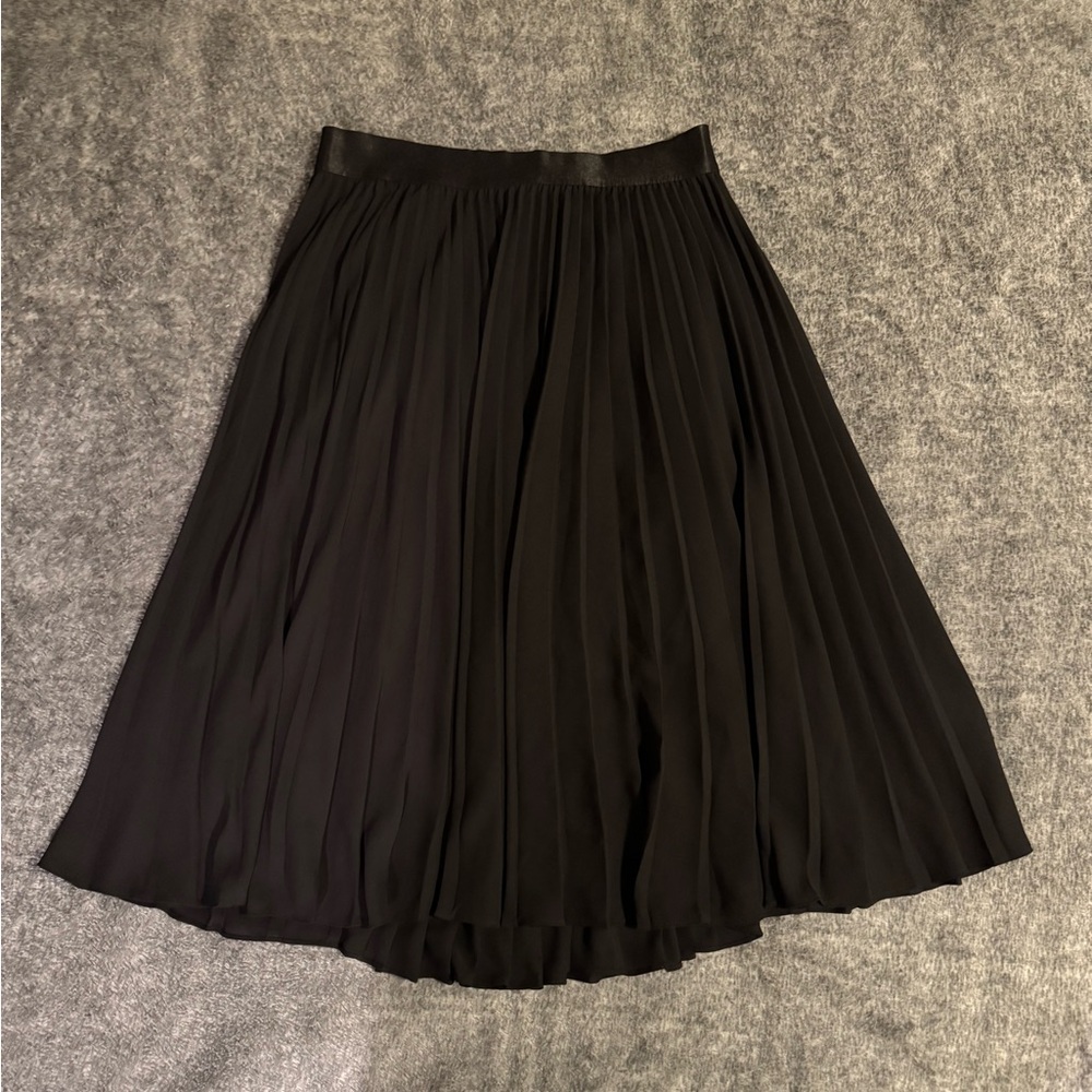 Express Black Midi Pleated Skirt